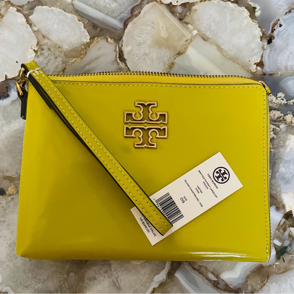 Tory Burch Wristlet wallet